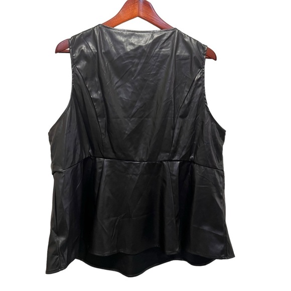 Torrid Peplum Faux Fur Leather Lace Up Top Size 3x NWT Goth Steampunk Rockabilly - Picture 5 of 10